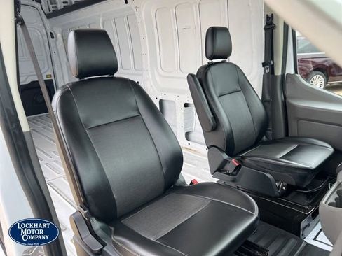 Used 2023 Ford Transit 250 148 High Roof Extended image 22