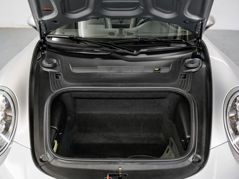 Used 2018 Porsche 911 Carrera S RWD image 41