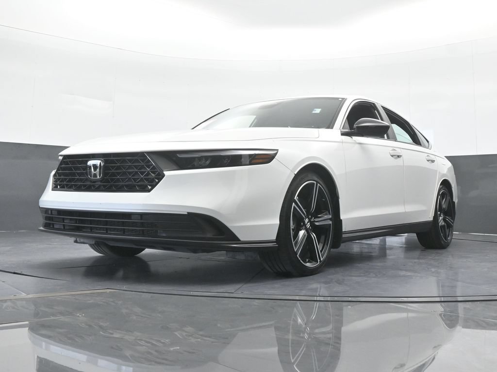 Used 2025 Honda Accord Sport image 55