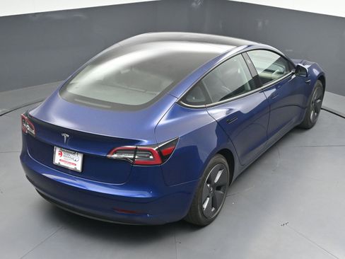 Used 2023 Tesla Model 3 Standard Range image 31