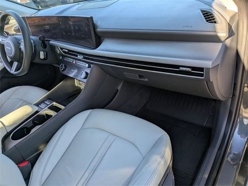 Certified 2024 Hyundai Sonata SEL w/ Convenience Package image 38