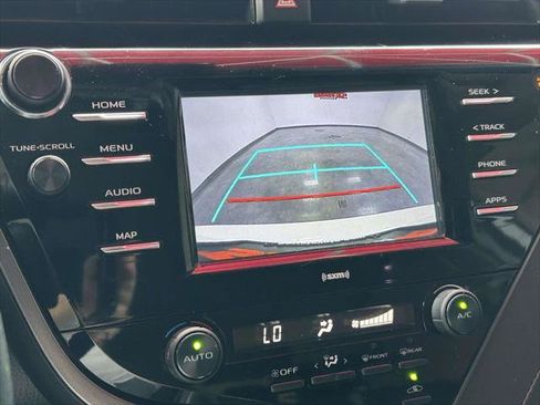 Certified 2020 Toyota Camry SE FWD image 23