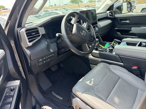 Used 2023 Toyota Tundra Limited w/ Power Package AWD/4WD image 6