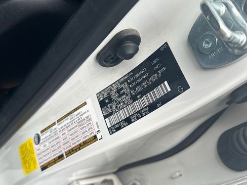 Used 2022 Toyota 4Runner SR5 Premium image 20