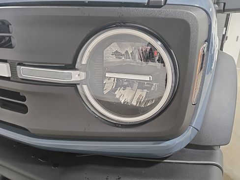 Used 2024 Ford Bronco Black Diamond image 10