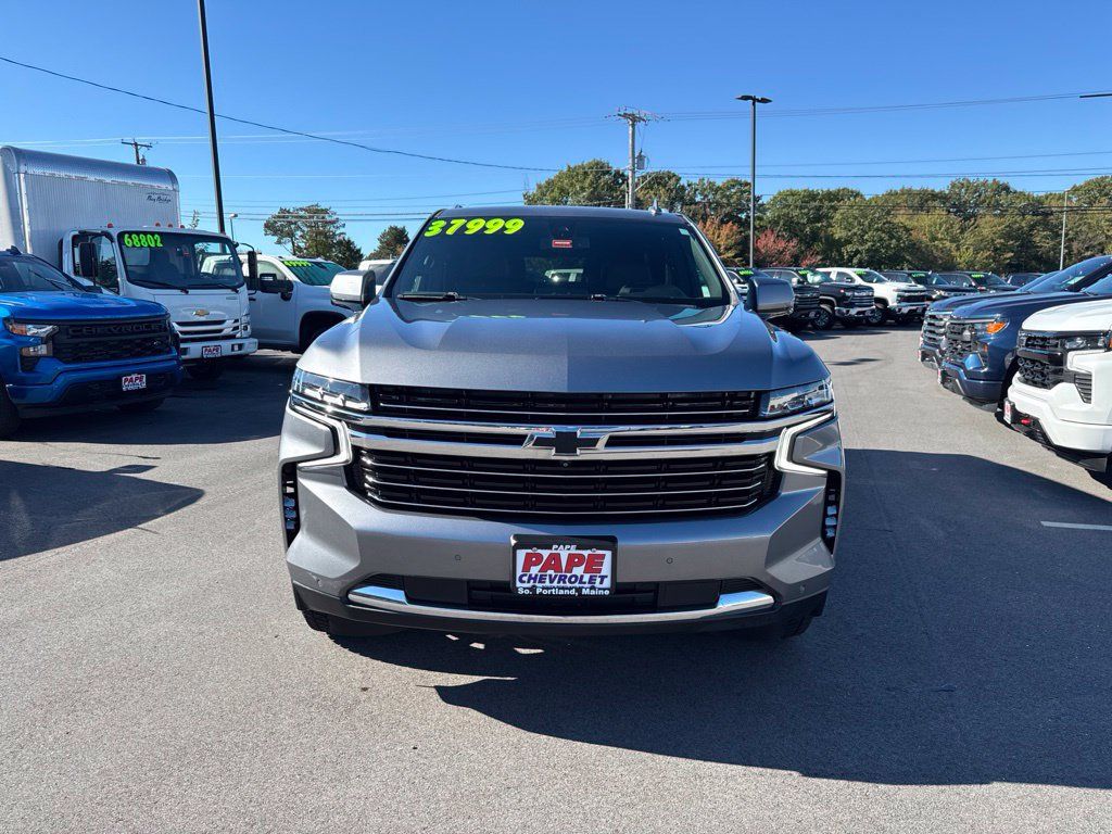 Used 2022 Chevrolet Tahoe LT w/ Luxury Package AWD/4WD image 10