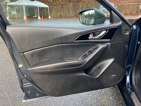 Used 2014 MAZDA MAZDA3 s Touring image 17