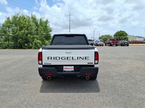 Used 2025 Honda Ridgeline TrailSport+ image 7