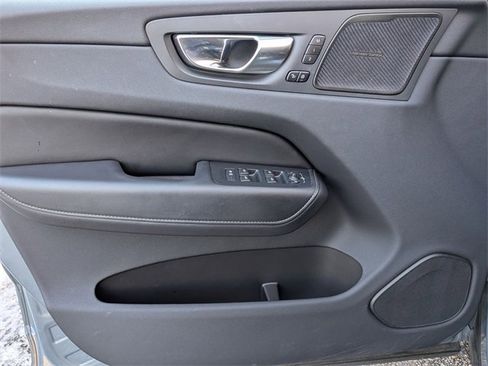 Certified 2022 Volvo XC60 B5 Inscription w/ Advanced Package image 24