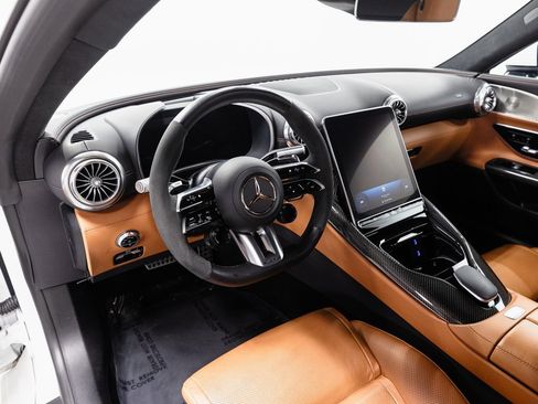Used 2024 Mercedes-Benz AMG GT 55 image 9