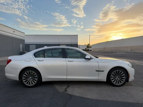 Used 2012 BMW 740i RWD image 4
