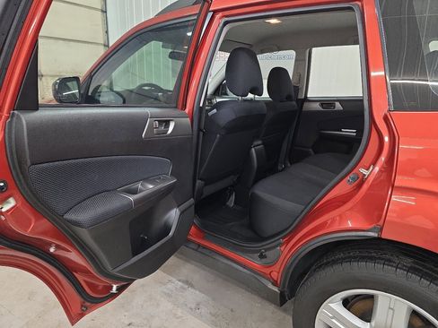 Used 2011 Subaru Forester 2.5X w/ Alloy Wheel Value Pkg image 29