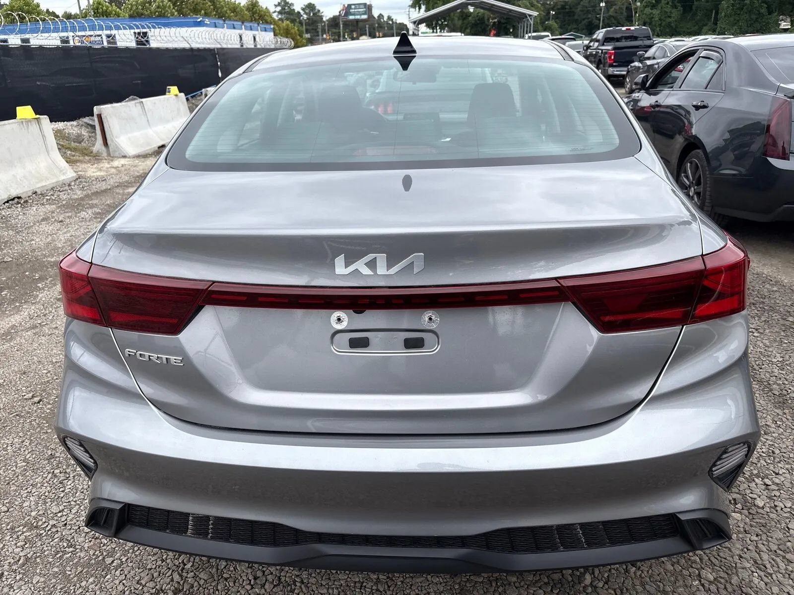 Used 2023 Kia Forte LXS FWD image 6