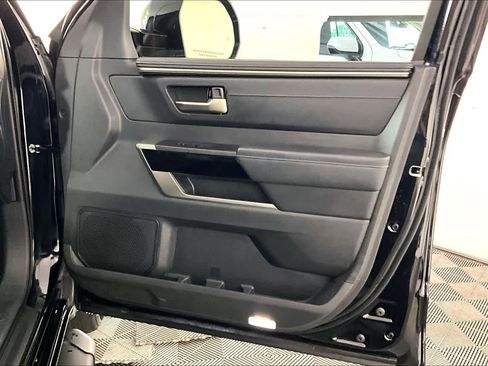 Used 2024 Toyota Tundra Limited image 22