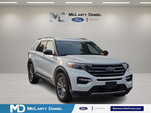 Used 2023 Ford Explorer XLT w/ Equipment Group 202A AWD/4WD image 1