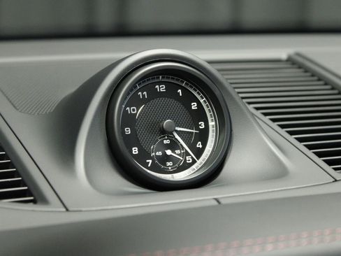 New 2026 Porsche Macan AWD/4WD image 35