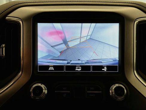 Certified 2021 GMC Sierra 1500 SLT w/ SLT Convenience Package AWD/4WD image 12