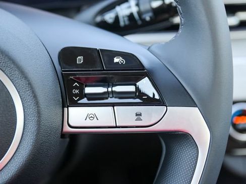 New 2026 Hyundai Elantra Limited FWD image 23