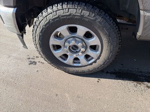 Used 2023 Ford F250 XLT image 14
