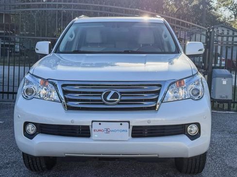 Used 2011 Lexus GX 460 image 2