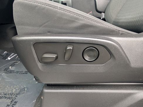 Used 2023 GMC Sierra 1500 Elevation image 19