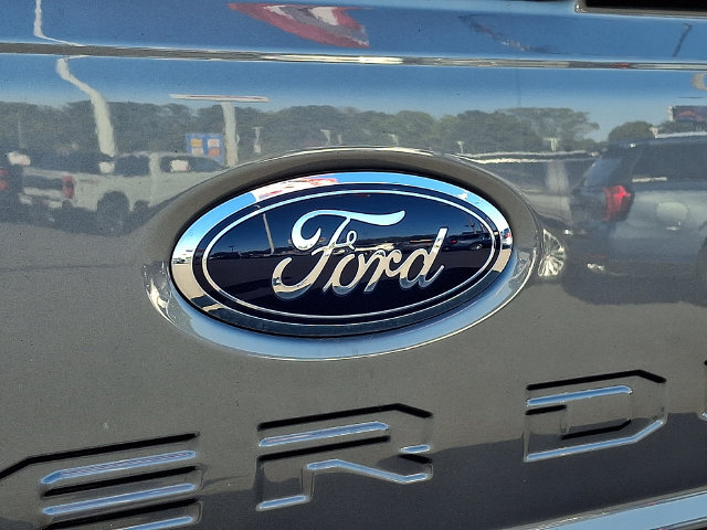 Used 2024 Ford F350 Lariat w/ Lariat Ultimate Package AWD/4WD image 30