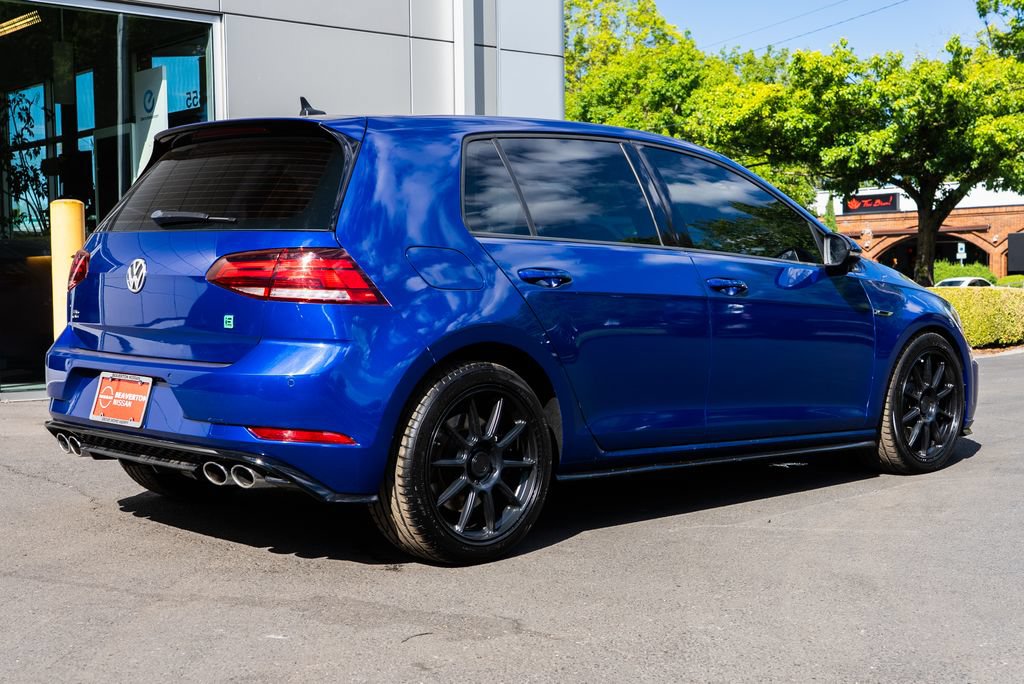 Used 2018 Volkswagen Golf R 4-Door AWD/4WD image 6