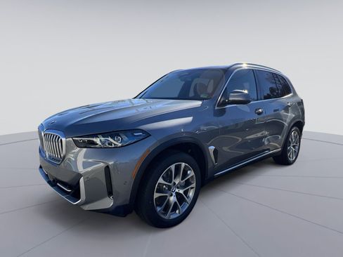 New 2026 BMW X5 xDrive40i w/ Climate Comfort Package image 1