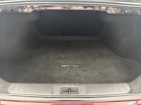 Used 2025 Nissan Sentra SV FWD image 25