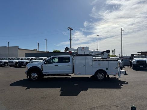 New 2026 Ford F550 4x4 Crew Cab image 4