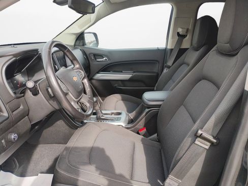 Used 2019 Chevrolet Colorado LT w/ LT Convenience Package image 9