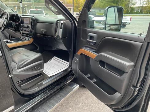 Used 2015 Chevrolet Silverado 3500 LTZ w/ Duramax Plus Package image 26
