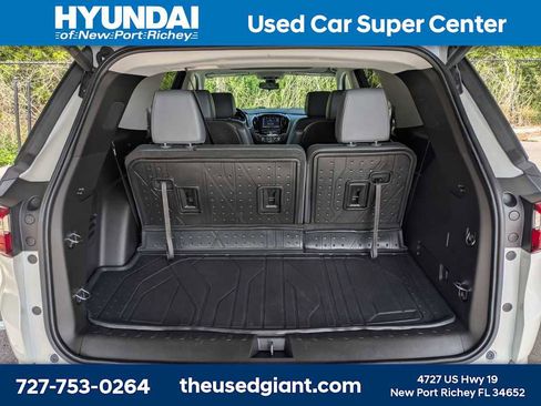 Used 2021 Chevrolet Traverse Premier w/ LPO, Floor Liner Package AWD/4WD image 12