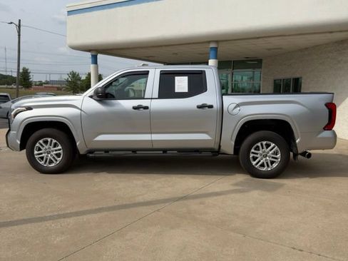 Used 2025 Toyota Tundra SR w/ SR Tow Package AWD/4WD image 2