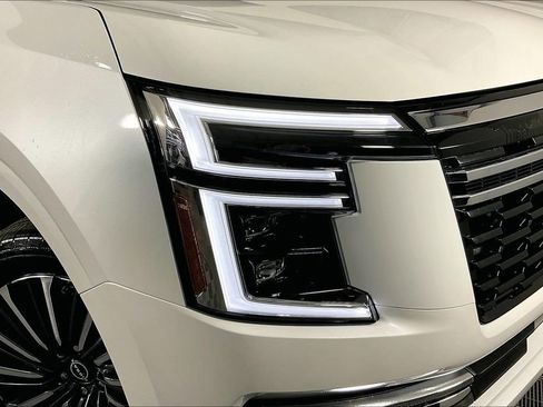 New 2026 Nissan Armada Platinum Reserve AWD/4WD image 36