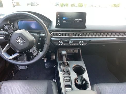 Used 2025 Honda Civic Sport image 16