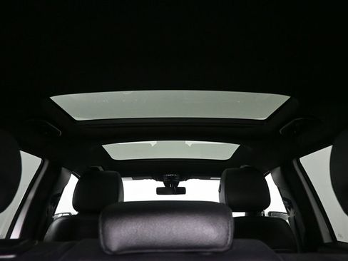 Certified 2022 Mercedes-Benz GLB 250 4MATIC image 20