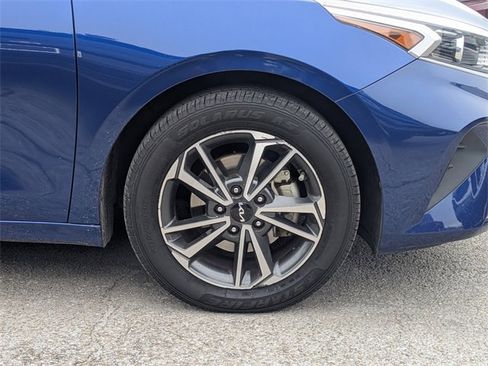 Used 2023 Kia Forte LXS image 10