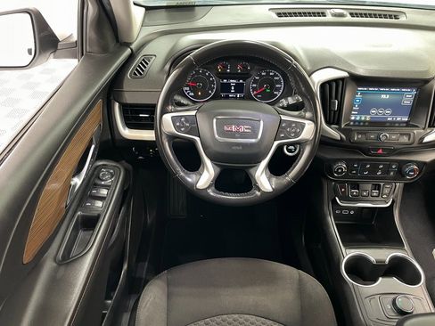 Used 2018 GMC Terrain SLE image 16