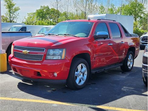 Used 2008 Chevrolet Avalanche LTZ w/ LTZ Preferred Equipment Group AWD/4WD image 27