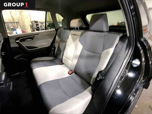 Used 2023 Toyota RAV4 XLE image 20