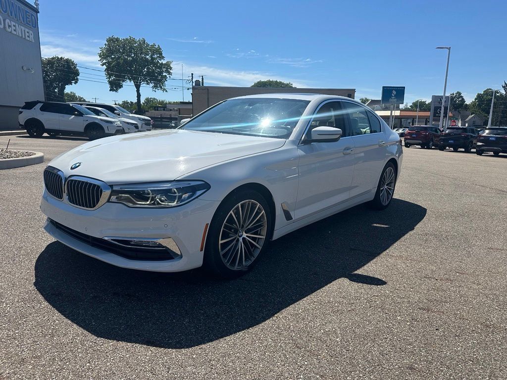Used 2017 BMW 540i xDrive AWD/4WD image 1