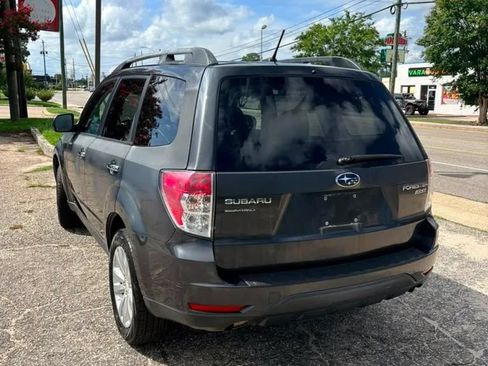 Used 2011 Subaru Forester 2.5X Premium w/ All-Weather Pkg AWD/4WD image 4