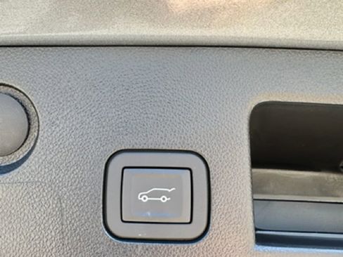 New 2026 Chevrolet Equinox ACTIV image 11