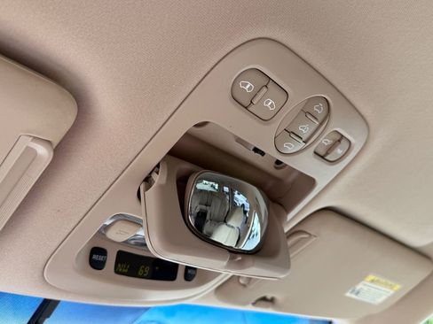 Used 2008 Kia Sedona EX FWD image 25