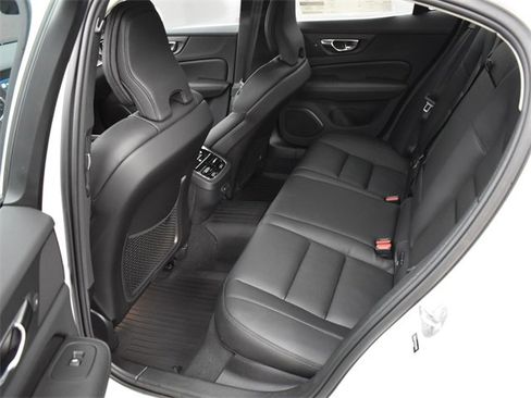 Used 2023 Volvo S60 B5 Ultimate w/ Climate Package image 16