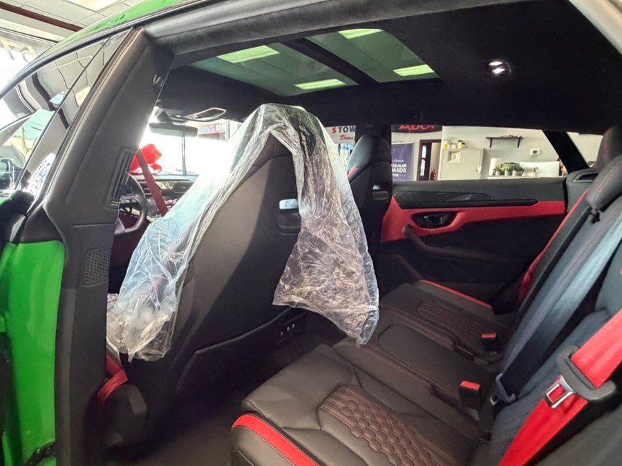 Used 2023 Lamborghini Urus S AWD/4WD image 39