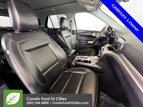 Used 2021 Ford Explorer XLT w/ Equipment Group 202A image 18