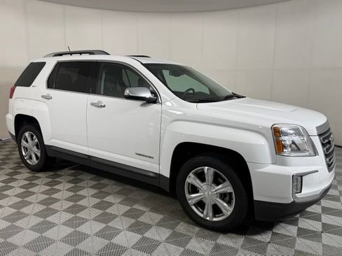 Used 2016 GMC Terrain SLT w/ Open Road Package FWD image 9