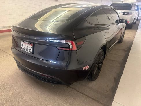 Used 2024 Tesla Model 3 Standard Range RWD image 4